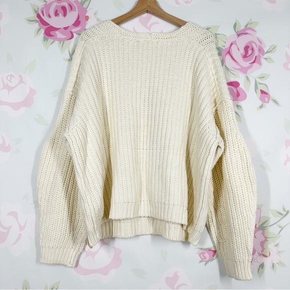 Free People We The Free Ivory V Neck Chunky Knit Pullover Sweater M - Picture 3 of 8